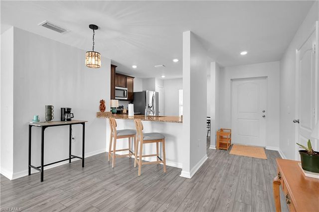 843 Lochman DR, Fort Myers, FL 33913