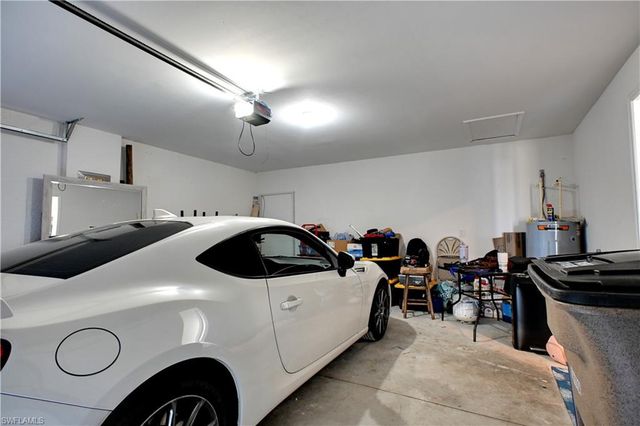 843 Lochman DR, Fort Myers, FL 33913