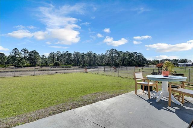 843 Lochman DR, Fort Myers, FL 33913