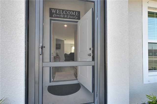 843 Lochman DR, Fort Myers, FL 33913