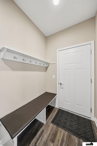 7441 Maxine Drive, Lincoln, NE 68516