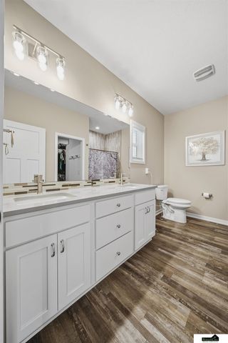 7441 Maxine Drive, Lincoln, NE 68516