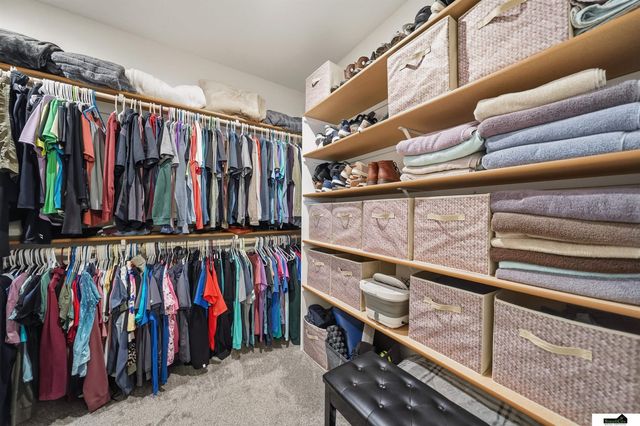 7441 Maxine Drive, Lincoln, NE 68516