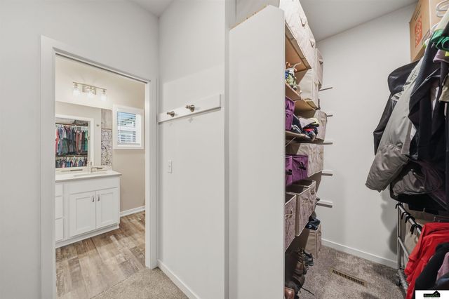 7441 Maxine Drive, Lincoln, NE 68516