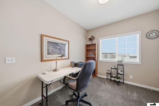 7441 Maxine Drive, Lincoln, NE 68516