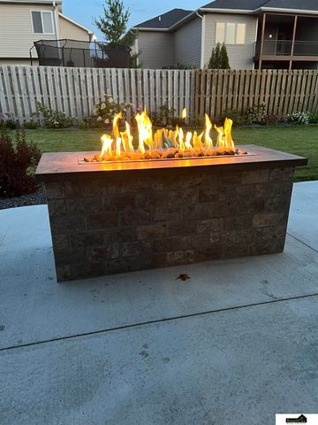 7441 Maxine Drive, Lincoln, NE 68516