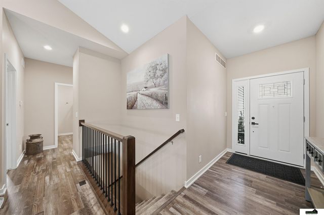 7441 Maxine Drive, Lincoln, NE 68516