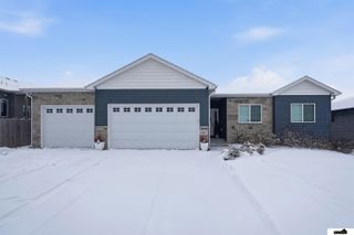 7441 Maxine Drive, Lincoln, NE 68516