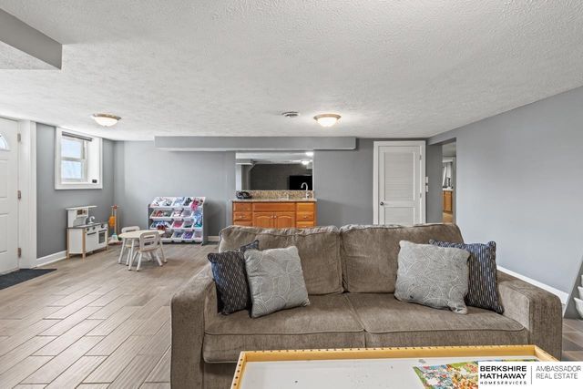 651 N 63rd Street, Omaha, NE 68132