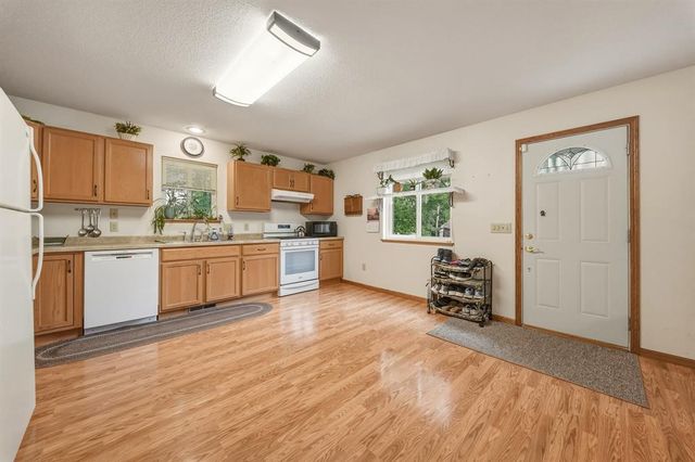 3206 W Folsom, Eau Claire, WI 54703