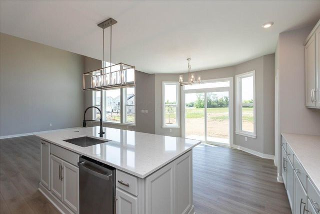 1327 Blueberry Cove, Grove City, OH 43123