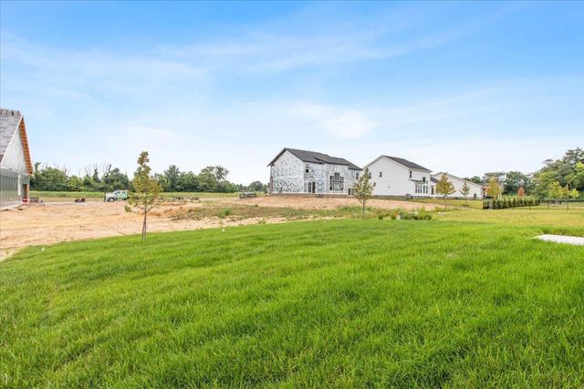 1327 Blueberry Cove, Grove City, OH 43123