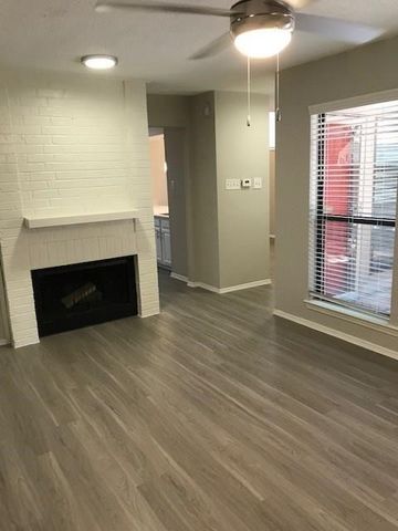 18240 Midway Road 303, Dallas, TX 75287