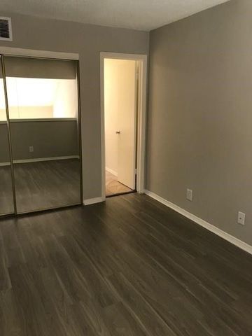 18240 Midway Road 303, Dallas, TX 75287