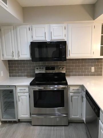 18240 Midway Road 303, Dallas, TX 75287