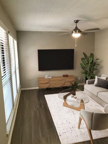 18240 Midway Road 303, Dallas, TX 75287