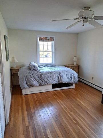 128 Eileen St, Yarmouth, MA 02675