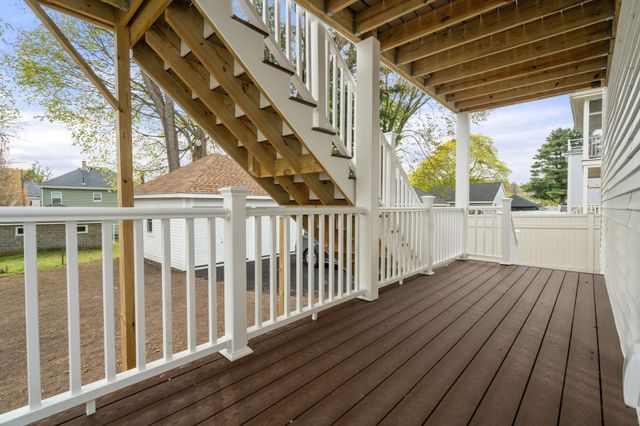 26 Pitcher Ave 1, Medford, MA 02155