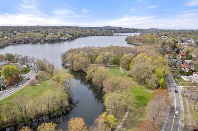 26 Pitcher Ave 1, Medford, MA 02155