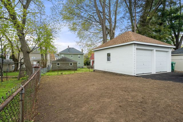 26 Pitcher Ave 1, Medford, MA 02155