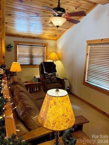 399 Bent Tree Road, Maggie Valley, NC 28751