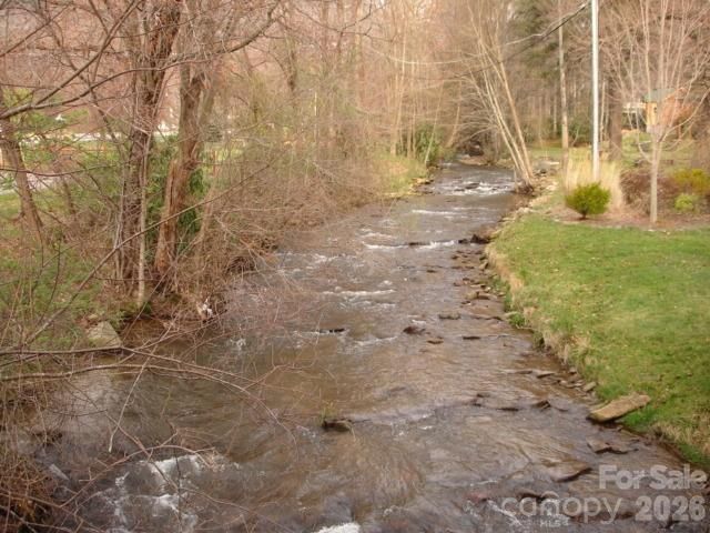 399 Bent Tree Road, Maggie Valley, NC 28751