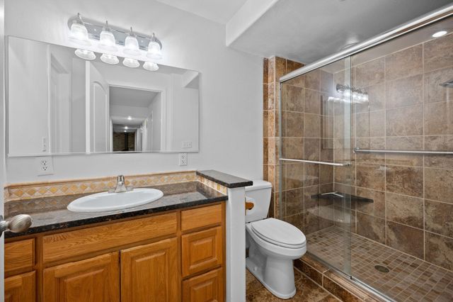 6305 Jenna Dr, Nine Mile Falls, WA 99026