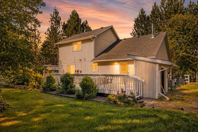 6305 Jenna Dr, Nine Mile Falls, WA 99026