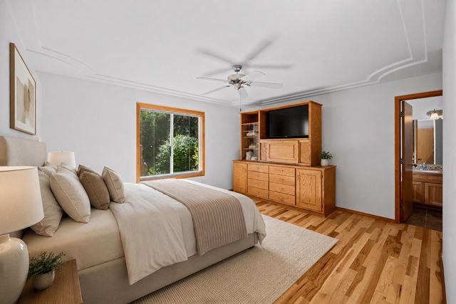 6305 Jenna Dr, Nine Mile Falls, WA 99026