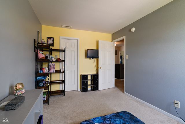 755 Sedgewick Lane, Greenfield, IN 46140