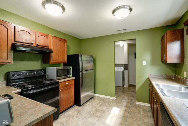 755 Sedgewick Lane, Greenfield, IN 46140