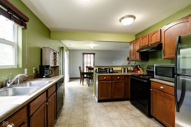 755 Sedgewick Lane, Greenfield, IN 46140