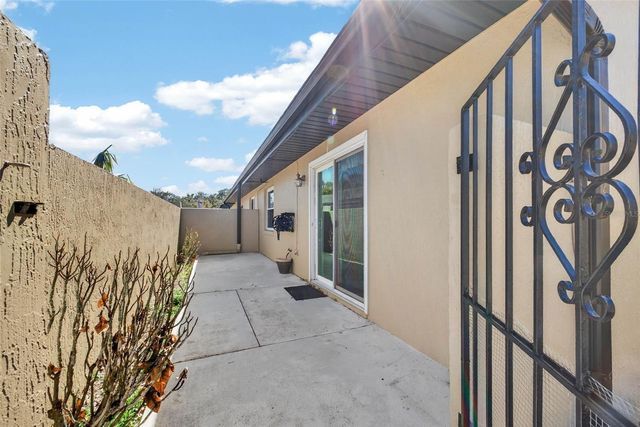 2833 WINGFOOT COURT, Winter Haven, FL 33884