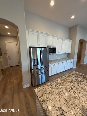1966 E INDIAN WELLS Drive, Gilbert, AZ 85298
