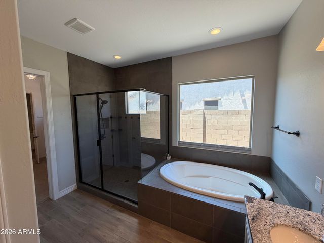 1966 E INDIAN WELLS Drive, Gilbert, AZ 85298