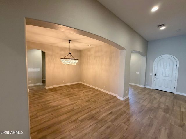 1966 E INDIAN WELLS Drive, Gilbert, AZ 85298