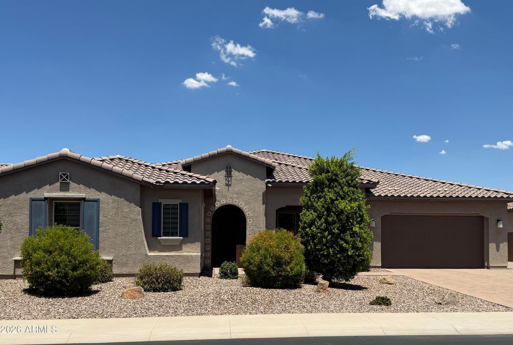 1966 E INDIAN WELLS Drive, Gilbert, AZ 85298