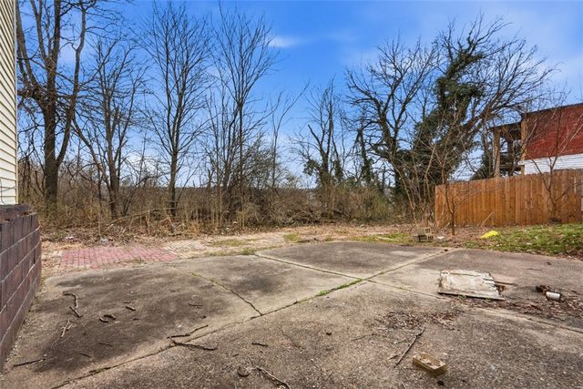 111 Harlem Ave, Stowe Twp, PA 15136
