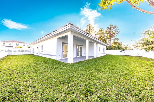 12911 SW 266th Ter, Homestead, FL 33032