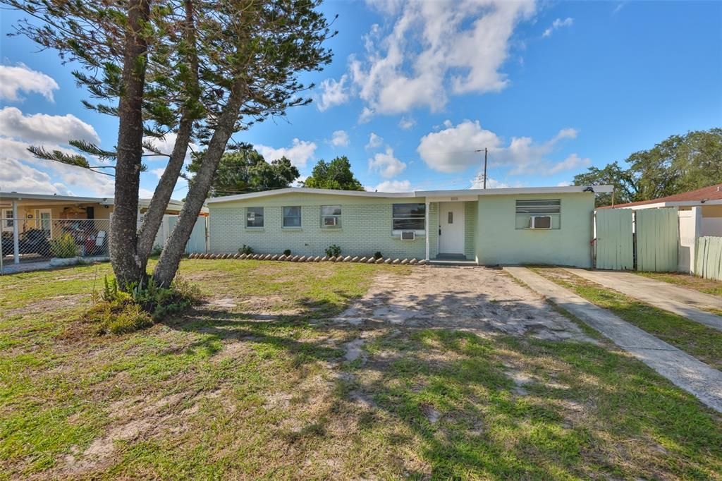 6918 LARMON STREET, Tampa, FL 33634