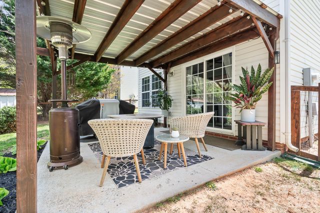 520 E Iredell Avenue, Mooresville, NC 28115