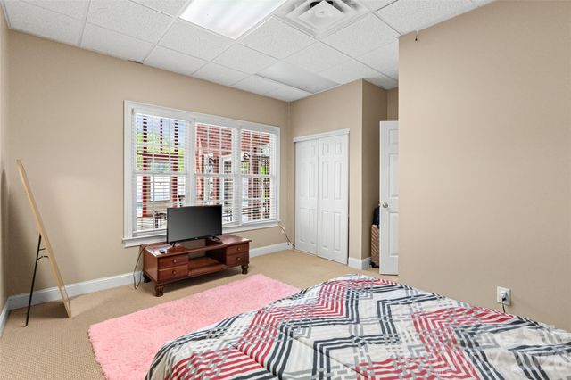 122 Upper Oak Drive, Statesville, NC 28625