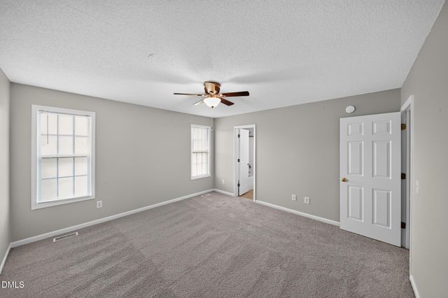 64 Jewel Lane, Four Oaks, NC 27524