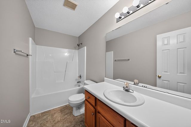 64 Jewel Lane, Four Oaks, NC 27524