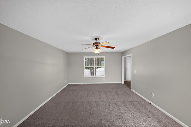 64 Jewel Lane, Four Oaks, NC 27524