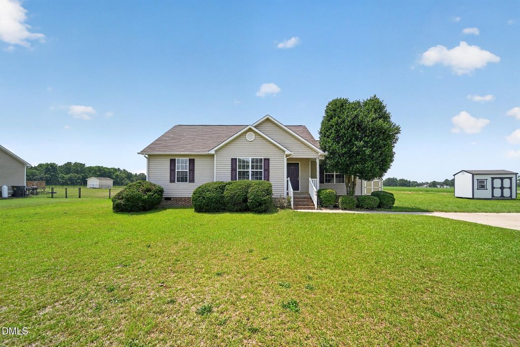 64 Jewel Lane, Four Oaks, NC 27524