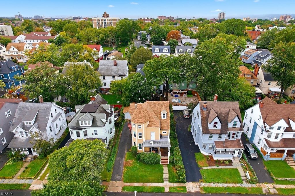 59 Stockton Pl, East Orange City, NJ 07017 — photo 4