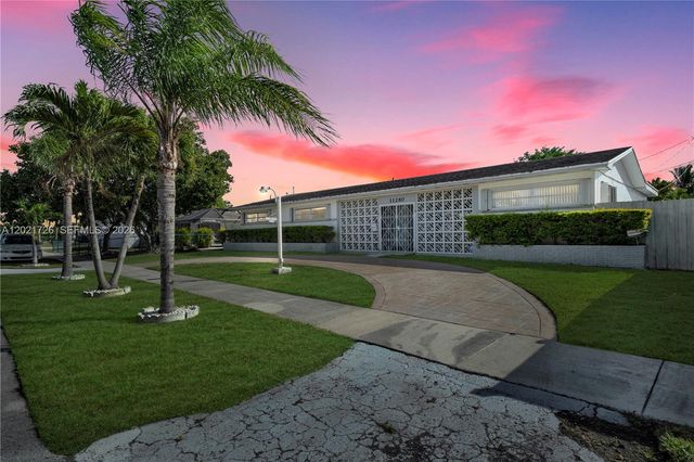 11260 SW 181st Ter, Miami, FL 33157