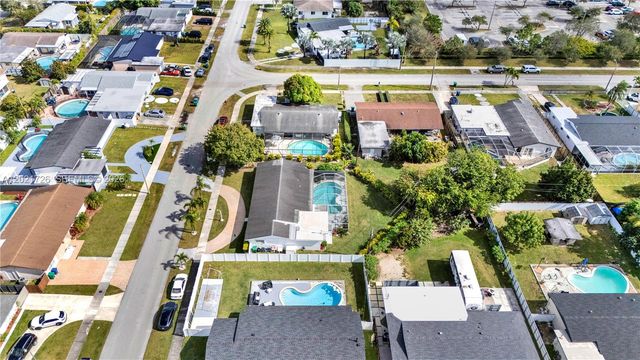 11260 SW 181st Ter, Miami, FL 33157