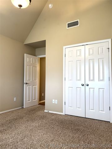 3301 W Atlanta Court, Broken Arrow, OK 74012